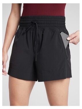 Athleta Camden Shorts Black with Secure Zipper Pockets